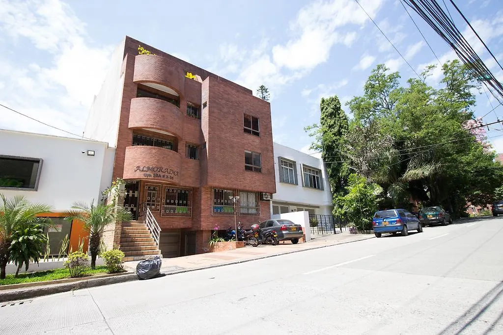 San Fernando Suite 201 - Livin Colombia Cali Kolombiya
